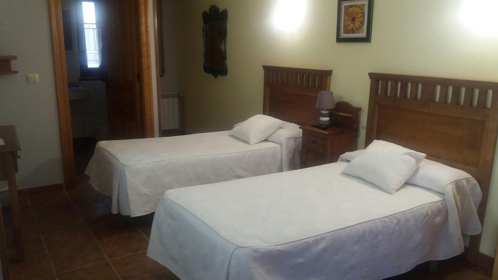 Affittacamere La Becada De Buelna Corrales De Buelna Esterno foto