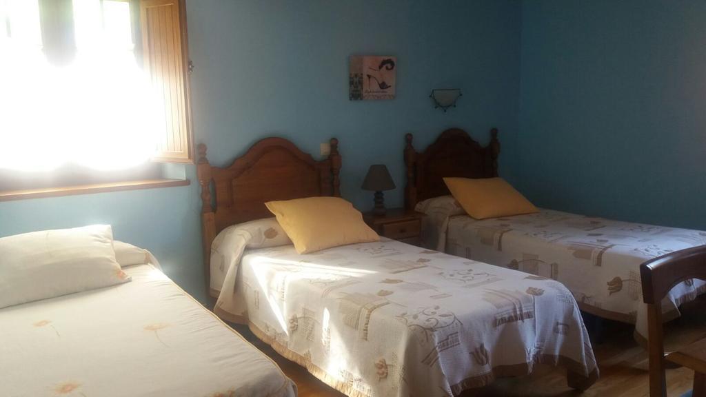 Affittacamere La Becada De Buelna Corrales De Buelna Esterno foto